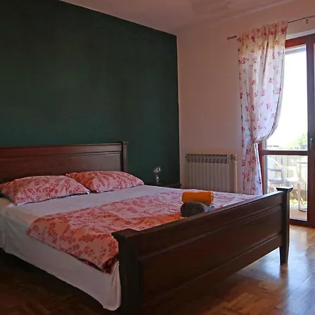 Apartment Apartman Slavko *