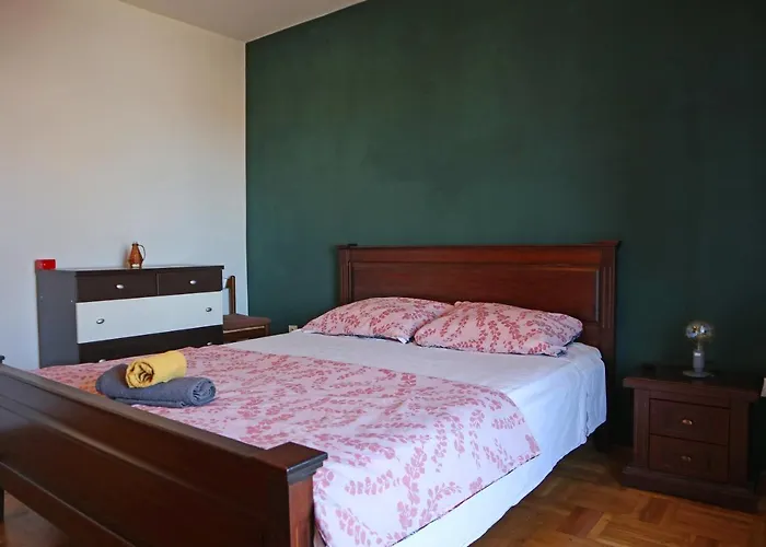 아파트 Apartman Slavko