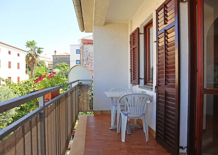 Apartman Slavko 아파트 Tar-Vabriga