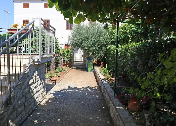 아파트 Apartman Slavko